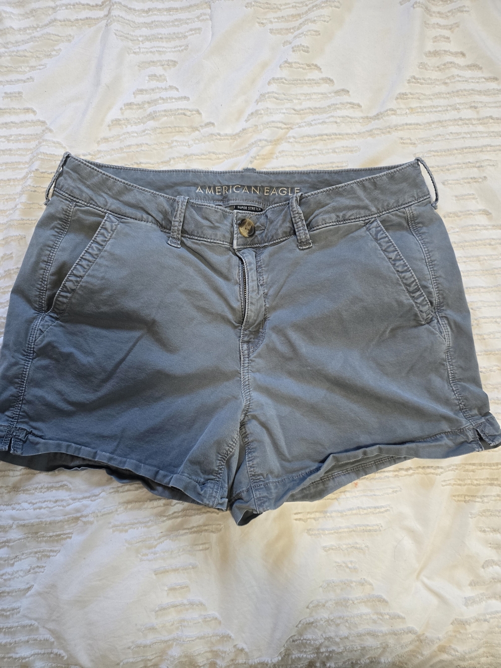 American Eagle Outfitters Women's Blue Chino Shorts Size 8 Super Stretch Casual